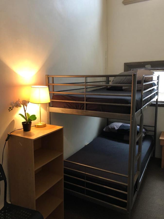 Bert'S Backpackers Pansiyon Sidney Dış mekan fotoğraf